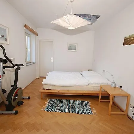 Ferienwohnung Zeno Reichenbachstrasse 9 B Διαμέρισμα