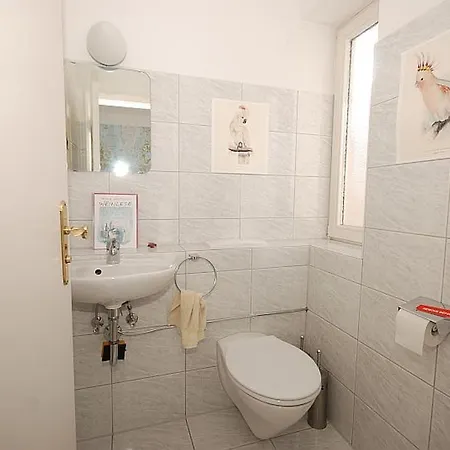 Ferienwohnung Zeno Reichenbachstrasse 9 B Διαμέρισμα *